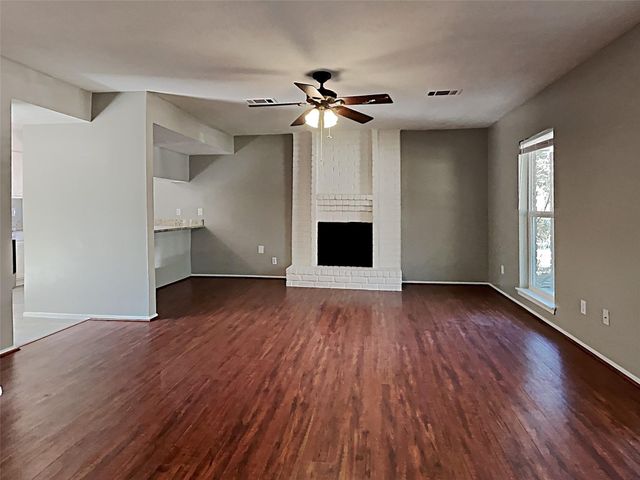 2902 Clear Ridge Drive, Houston, TX 77339