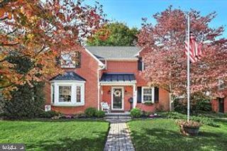 68 MAPLE AVE, Littlestown, PA 17340