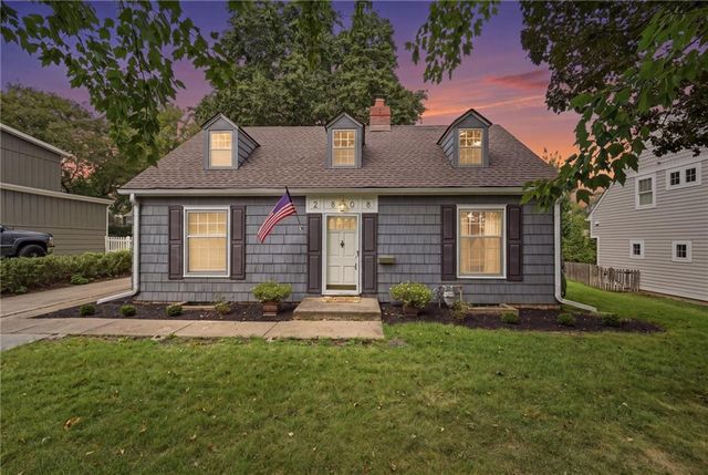 2808 W 51st Terrace, Westwood, KS 66205