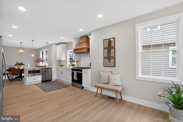 210 CARLISLE RD, Audubon, NJ 08106