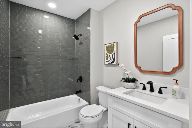 210 CARLISLE RD, Audubon, NJ 08106