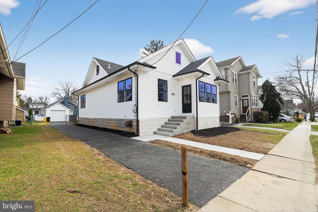 210 CARLISLE RD, Audubon, NJ 08106