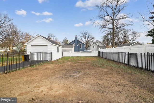 210 CARLISLE RD, Audubon, NJ 08106