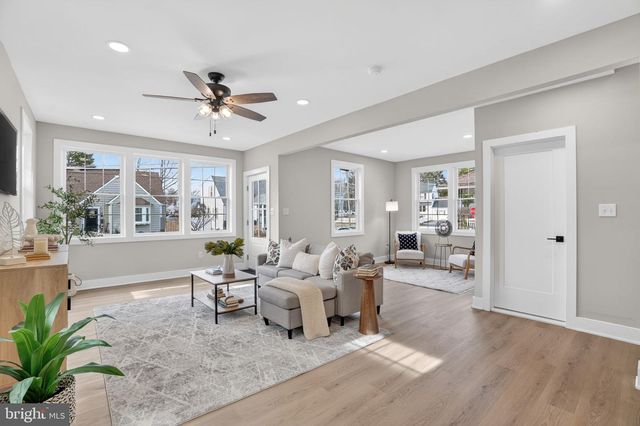 210 CARLISLE RD, Audubon, NJ 08106