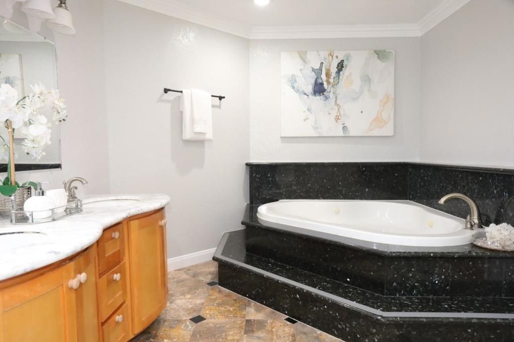 Image 13 of property listing at 5450 Monterey Road, San Jose, CA 95111