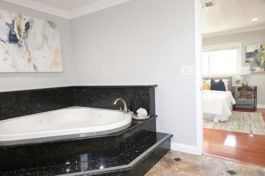 Image 14 of property listing at 5450 Monterey Road, San Jose, CA 95111