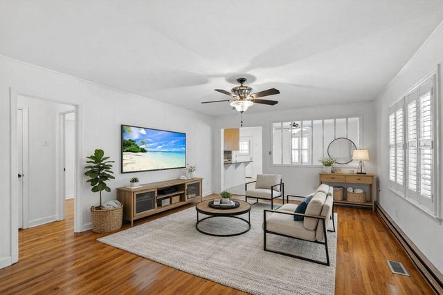 517 2nd Ave. N, Surfside Beach, SC 29575