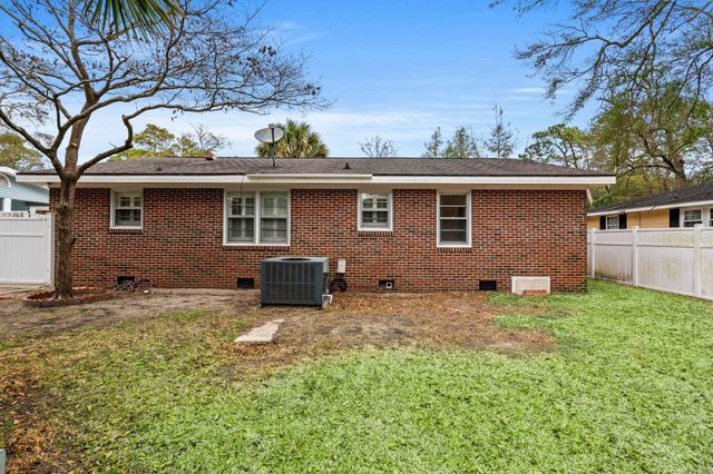 517 2nd Ave. N, Surfside Beach, SC 29575