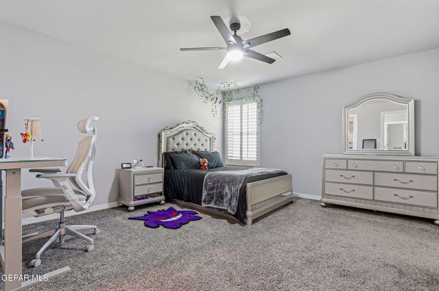 4064 Desert Nomad Drive, El Paso, TX 79938