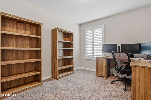 4064 Desert Nomad Drive, El Paso, TX 79938