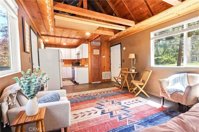 222 Craghill, Cedar Glen, CA 92321