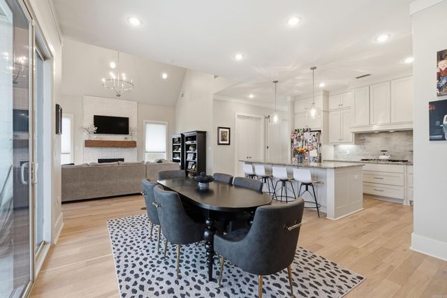 16 Belles Fleurs Circle, Little Rock, AR 72223