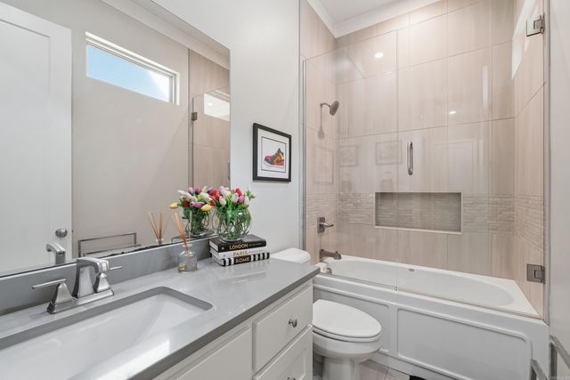 16 Belles Fleurs Circle, Little Rock, AR 72223
