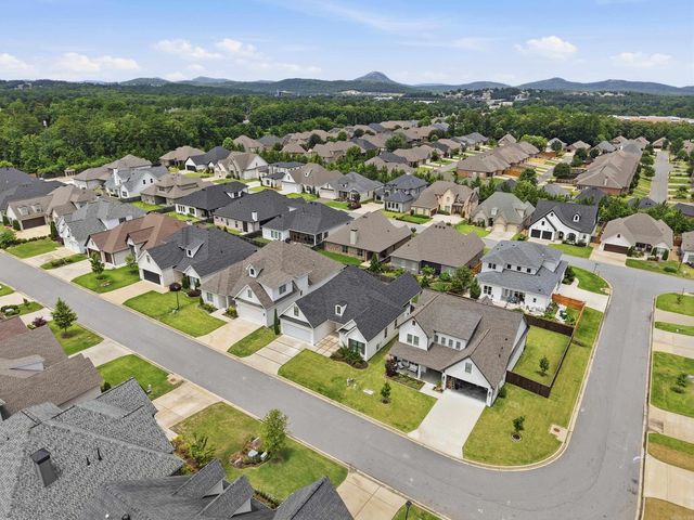 16 Belles Fleurs Circle, Little Rock, AR 72223