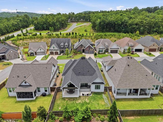 16 Belles Fleurs Circle, Little Rock, AR 72223