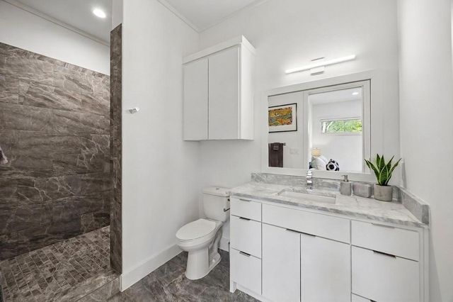 11123 W Ricks Circle, Dallas, TX 75230