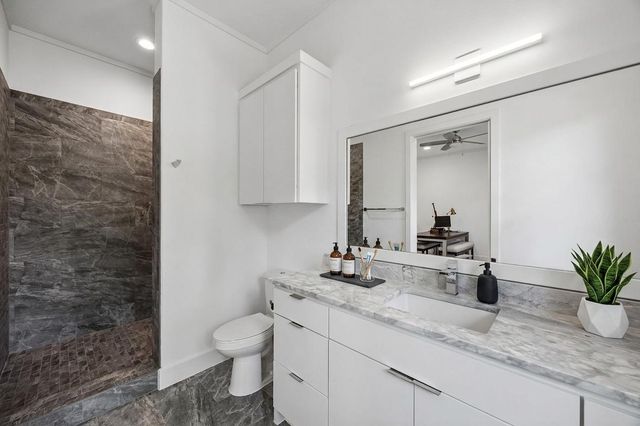 11123 W Ricks Circle, Dallas, TX 75230