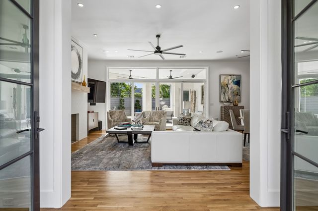 11123 W Ricks Circle, Dallas, TX 75230