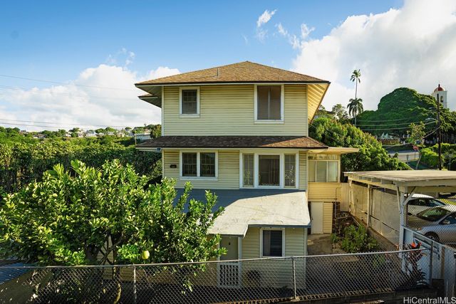 1736 Lewalani Drive, Honolulu, HI 96822