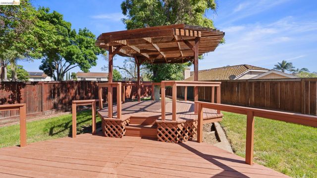 3109 Almond Tree Ct, Antioch, CA 94509