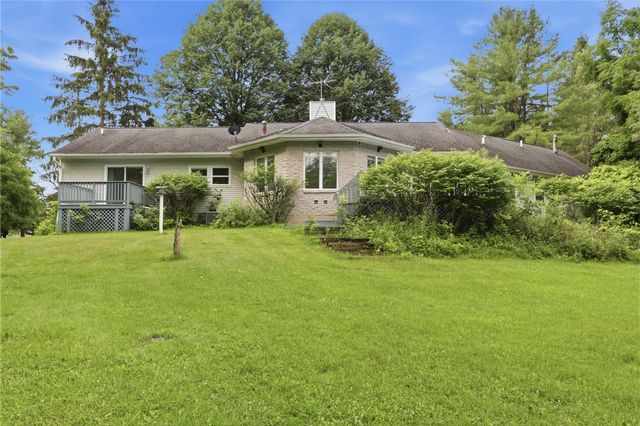 1011 Mile Square Road, Mendon, NY 14534