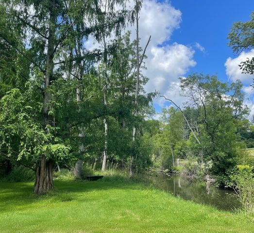 1011 Mile Square Road, Mendon, NY 14534