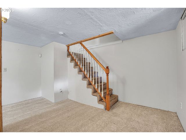 2918 Se 143RD Ave, Portland, OR 97236