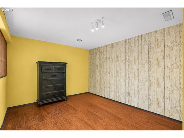 2918 Se 143RD Ave, Portland, OR 97236