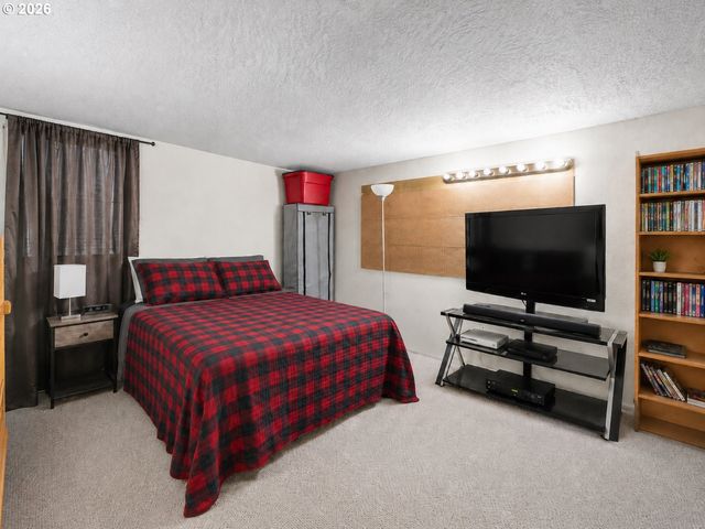2918 Se 143RD Ave, Portland, OR 97236
