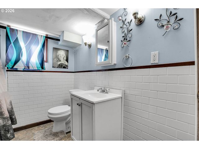 2918 Se 143RD Ave, Portland, OR 97236