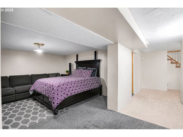 2918 Se 143RD Ave, Portland, OR 97236