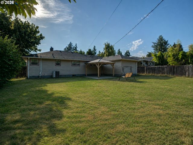 2918 Se 143RD Ave, Portland, OR 97236