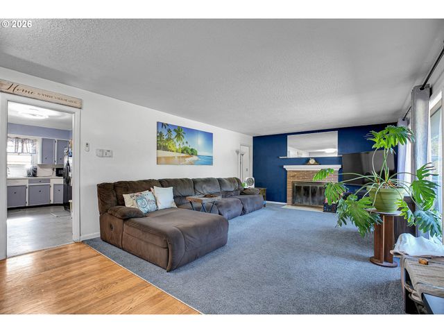 2918 Se 143RD Ave, Portland, OR 97236