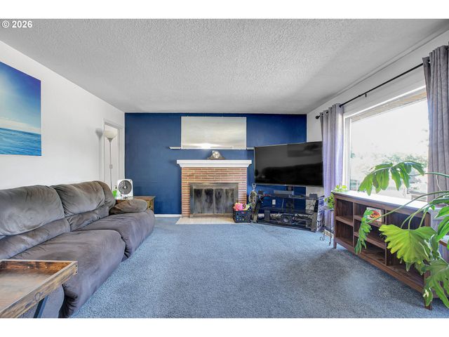 2918 Se 143RD Ave, Portland, OR 97236