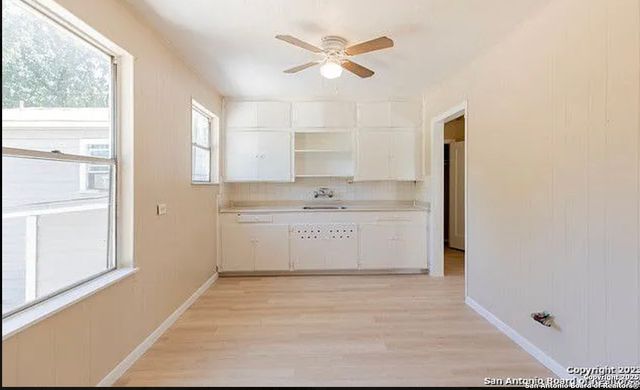 827 winnipeg, San Antonio, TX 78225