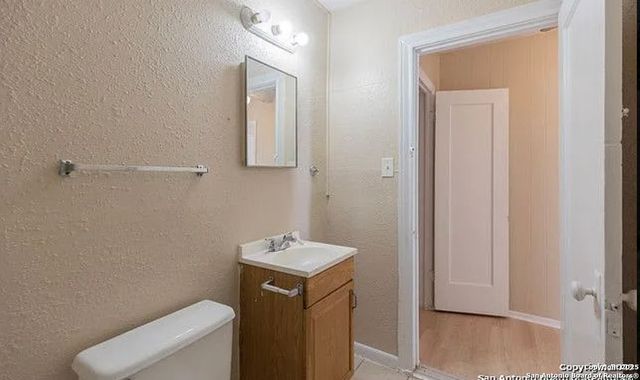 827 winnipeg, San Antonio, TX 78225