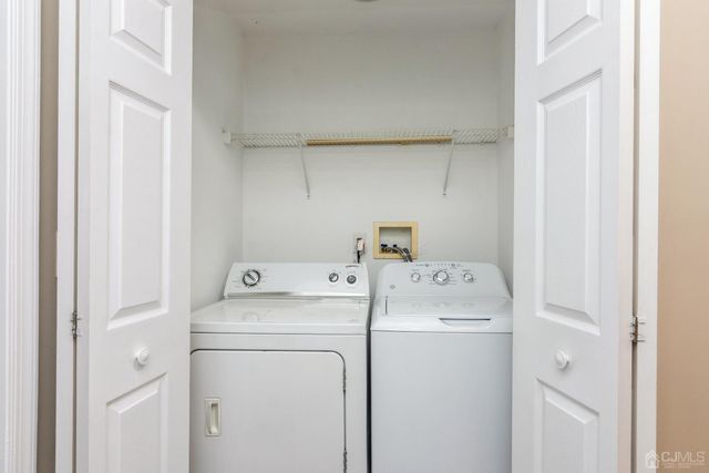 34 Chimney Court, Old Bridge, NJ 08879