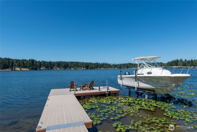 1303 Lakehurst Drive, Bremerton, WA 98312