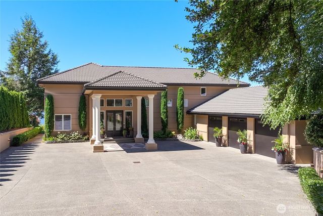 1303 Lakehurst Drive, Bremerton, WA 98312