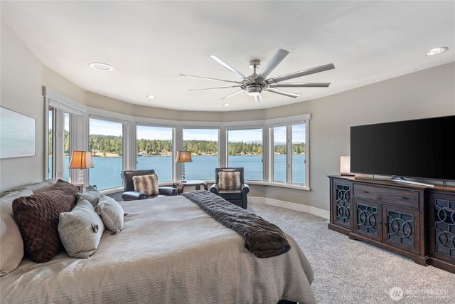 1303 Lakehurst Drive, Bremerton, WA 98312
