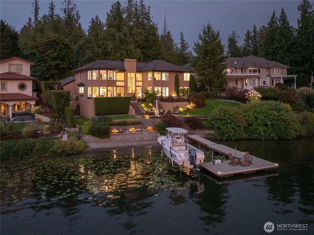 1303 Lakehurst Drive, Bremerton, WA 98312