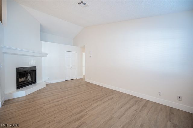 5355 Rod Court 104, Las Vegas, NV 89122