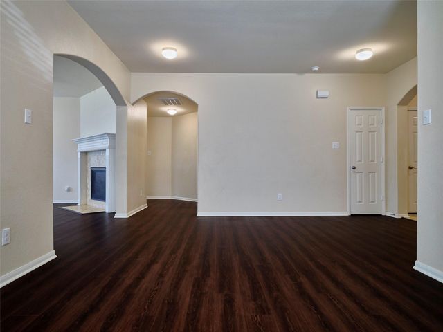 1284 Pinto Pass, Alvin, TX 77511