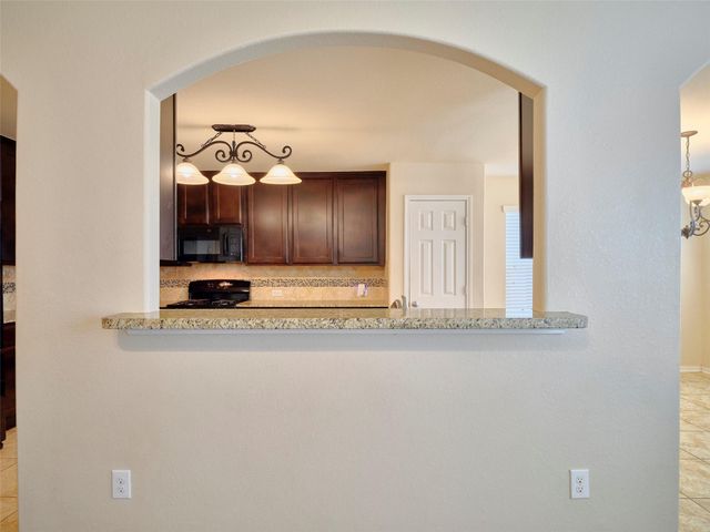 1284 Pinto Pass, Alvin, TX 77511