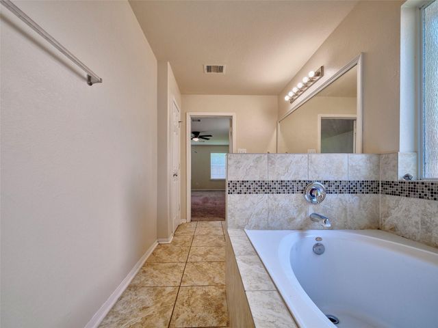 1284 Pinto Pass, Alvin, TX 77511