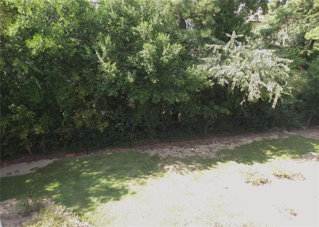 3160 Seven Pines Court 302, Atlanta, GA 30339