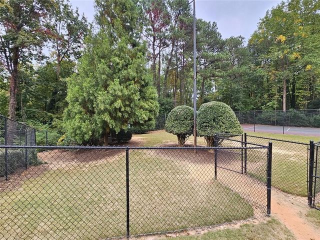 3160 Seven Pines Court 302, Atlanta, GA 30339