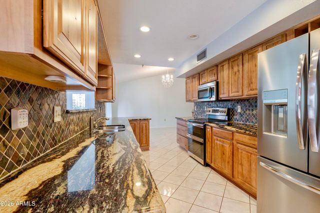 17618 N 134TH Drive, Sun City West, AZ 85375