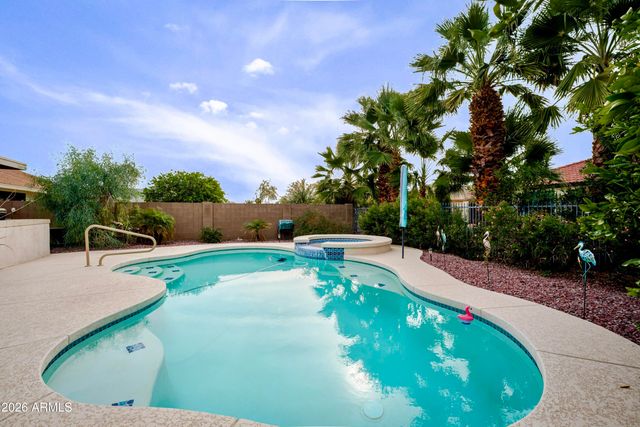 17618 N 134TH Drive, Sun City West, AZ 85375