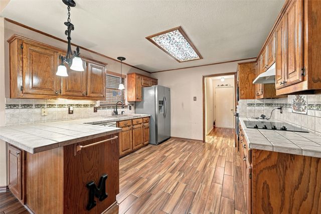 1525 Nettleton Drive, Desoto, TX 75115